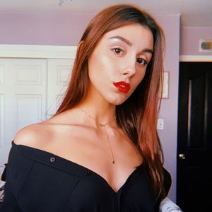 Meet your Posher, Krista